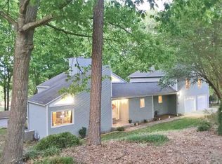606 Lakewinds Blvd, Inman, SC 29349