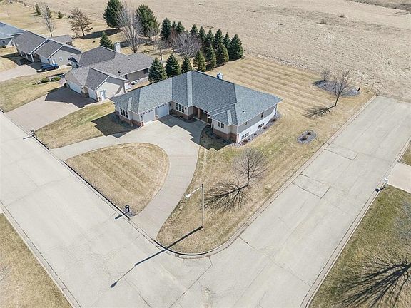 3rd image of 1175 Matador Dr