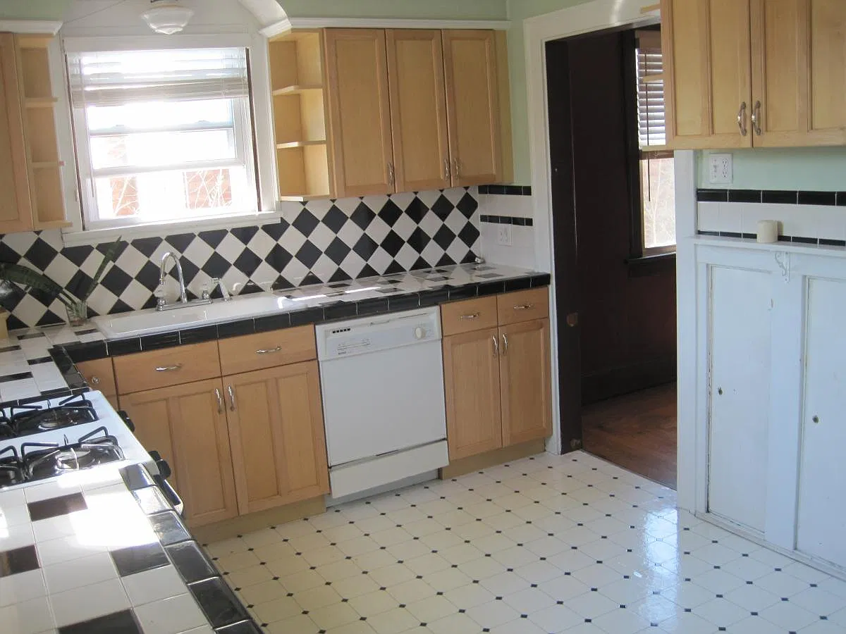 2 bed, 1780 sqft, $1,860 — Photo 4