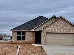 501 H St, Elgin, OK 73538