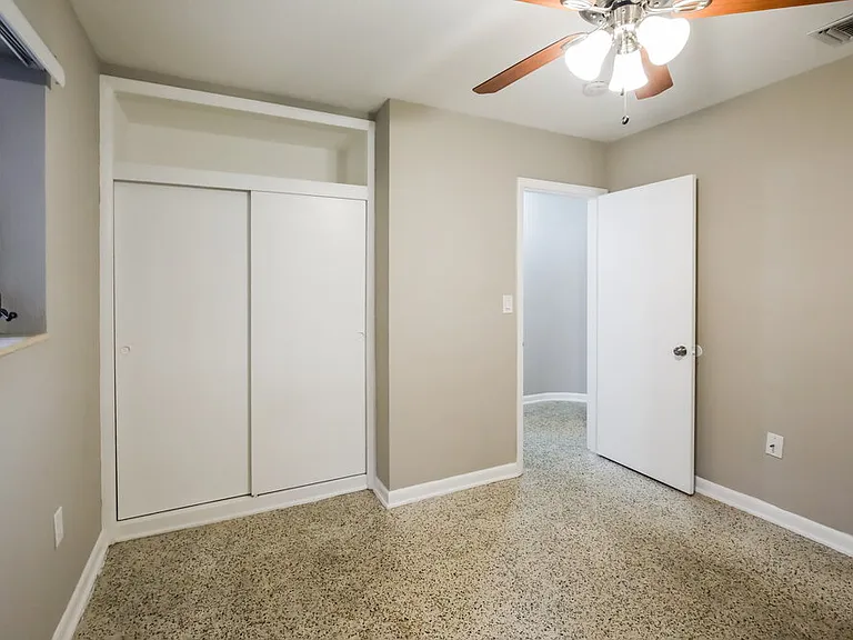 19101 SW 89th Ct — Photo 12