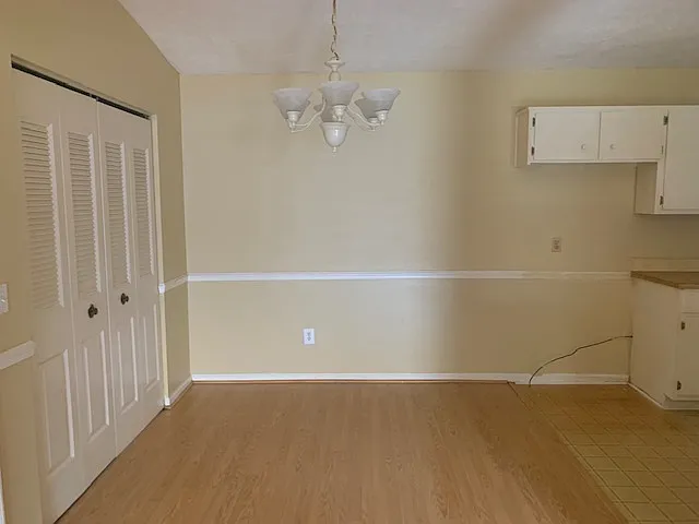Viewable Now — Photo 3