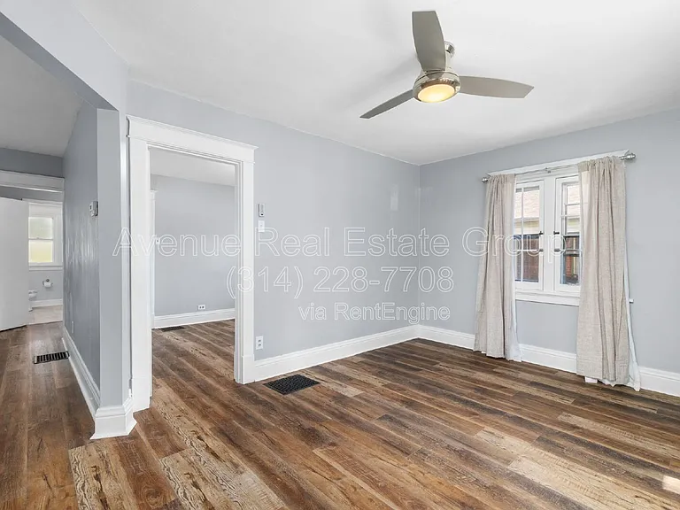 8009 Monroe Ave — Photo 9