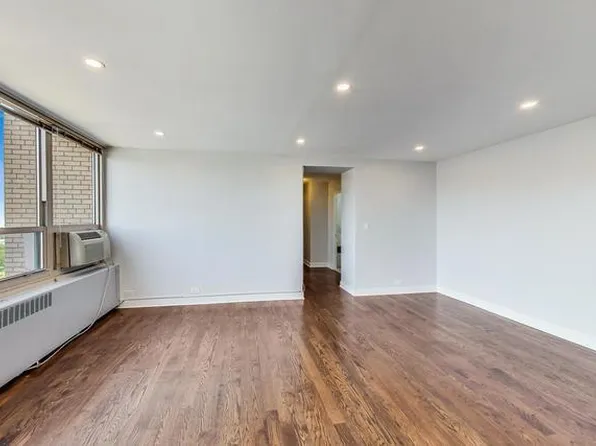 3950 N Lake Shore Dr, Chicago, IL