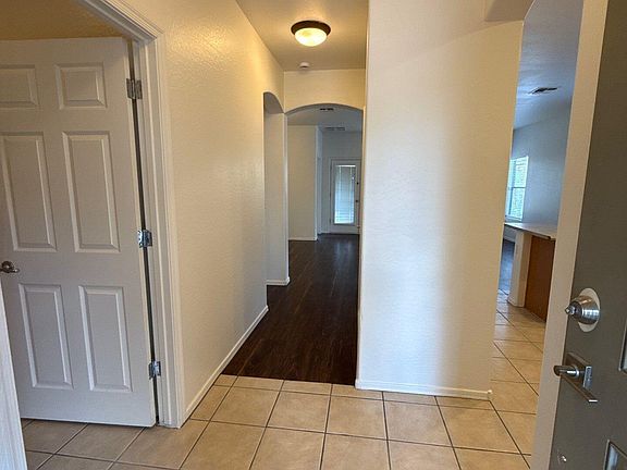 4th image of 8858 W Hilton Ave