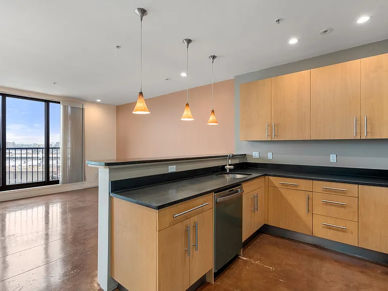 36 A St #6B — Photo 1