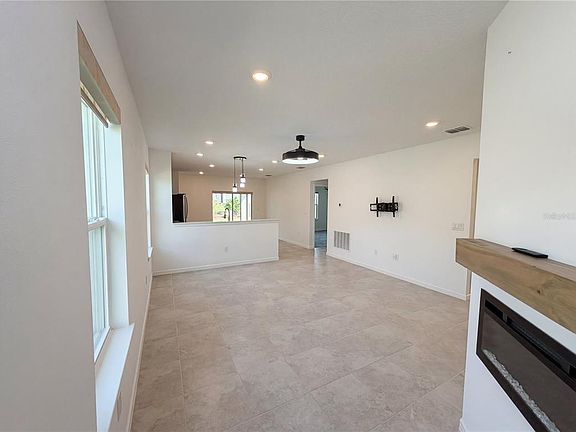 4th image of 8359 SW 54th Loop