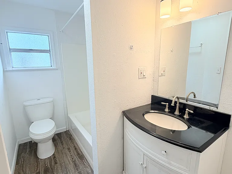 8922 Lynn Ave — Photo 11