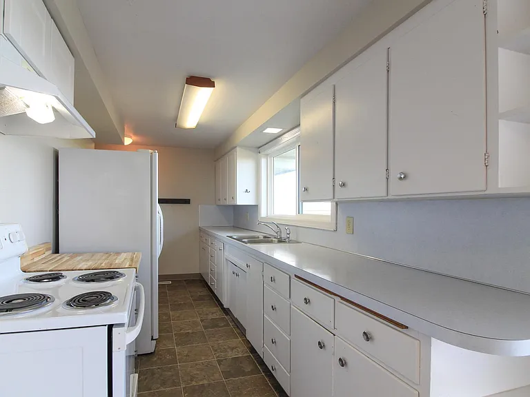 10111 Eltopia West Rd — Photo 2