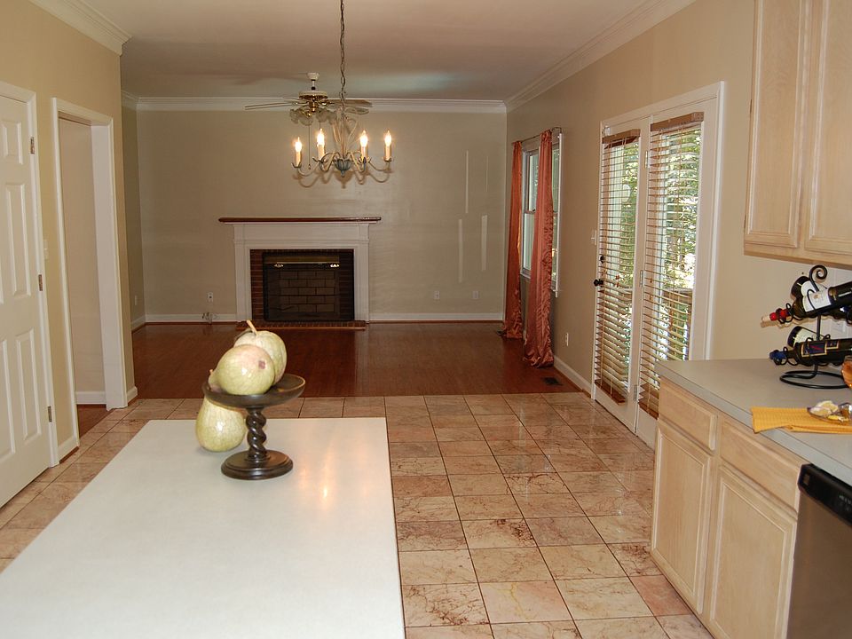 1st image of 10608 Edinburgh Dr