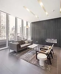 15 Grenville St #2308 — Photo 5