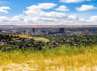 3597 N Ridge Dr, Boise, ID 83716