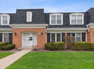 340 Eastern Ave, Barrington, IL 60010