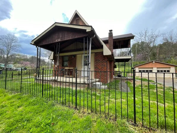 830 Old Town Branch Rd, Grayson, KY 41143