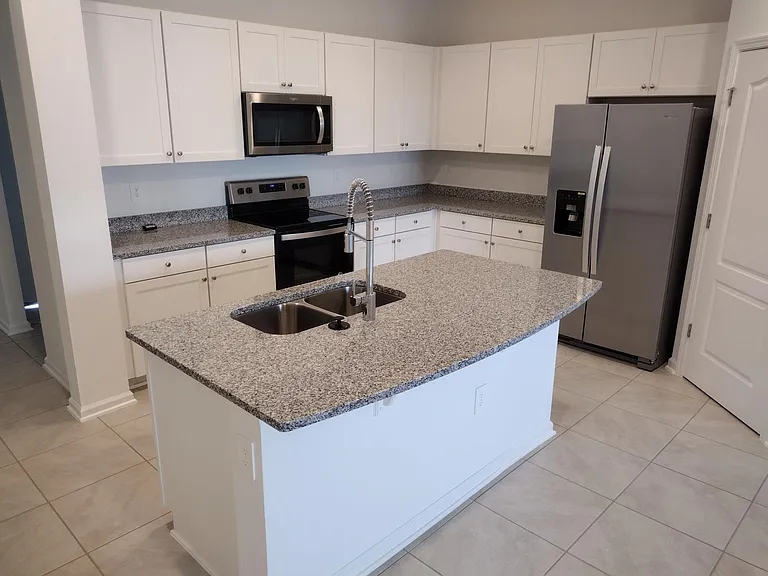 510 Redbud Rd — Photo 10