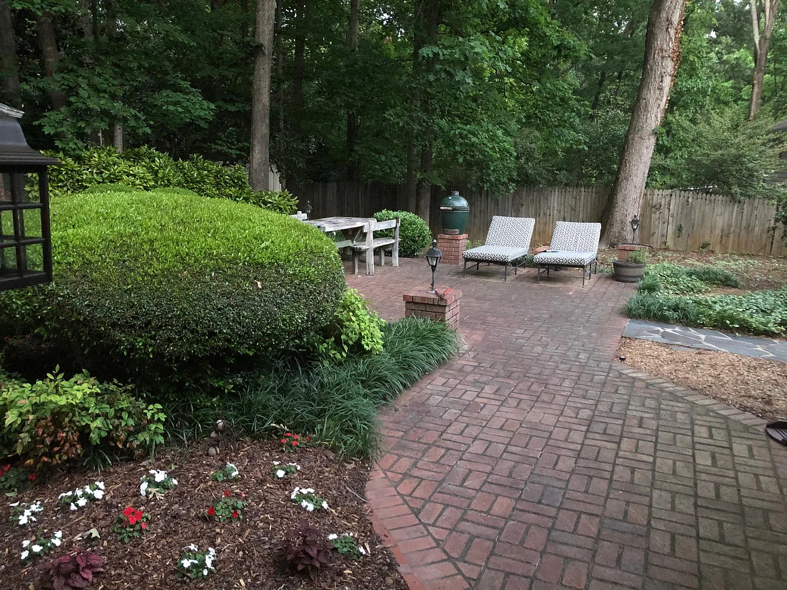 315 Dartmoor Cir — Photo 3