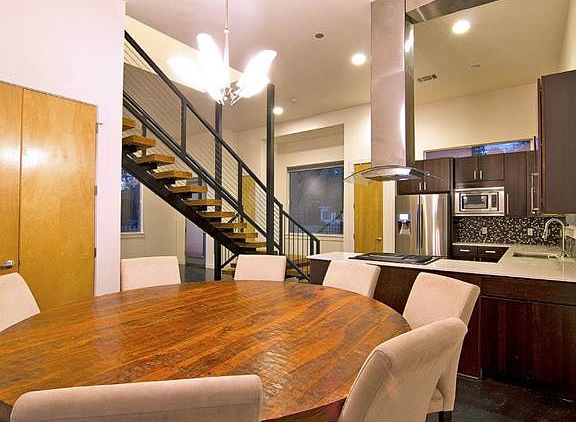 5th image of 1705 Justin Ln #A