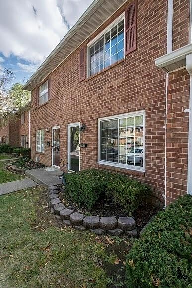 1st image of 3500 Warwick Dr APT 13