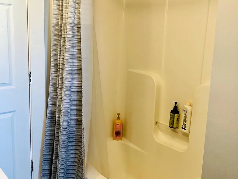 37 Phillips St #1 — Photo 10