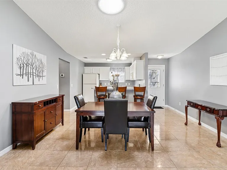8544 SE 177th Bartram Loop — Photo 2