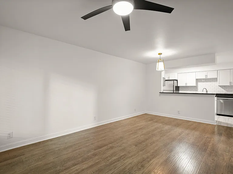2020 S Congress Ave #A2102 — Photo 7