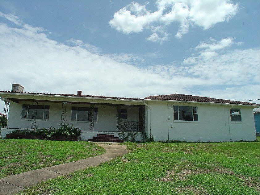 2055 S. Peninsula
