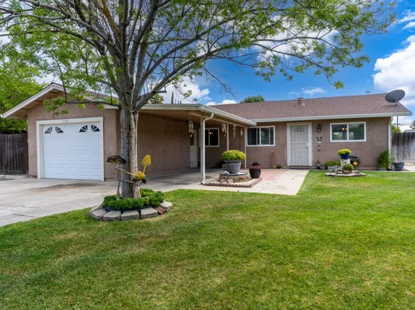 103 Pecan Ct, Los Banos, CA 93635