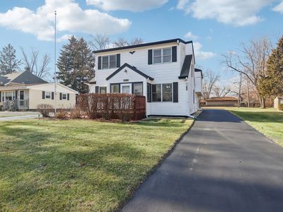 6910 Eleanor Pl, Darien, IL, 60561