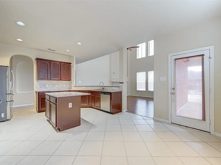 5007 Jade Cove Ct — Photo 15