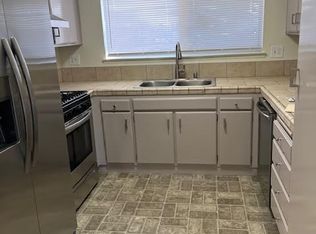 10300 Meacham Rd, Bakersfield, CA 93312