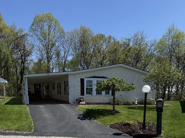 704 Ashley Ln, Murrysville, PA 15668