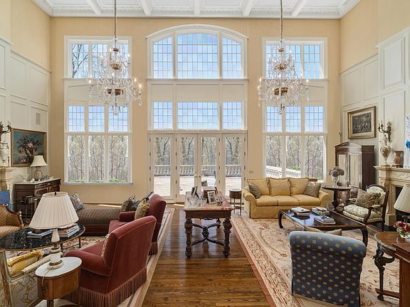 5th image of 3 Cowdray Park Dr