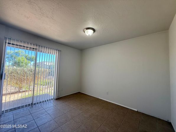 tucson-arizona-239050561 picture