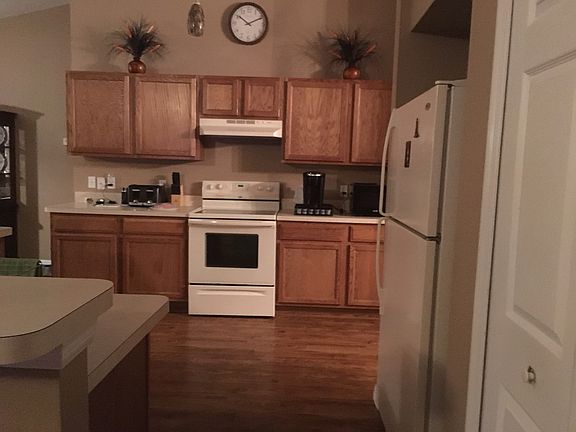 3rd image of 51 W Norwood Pl