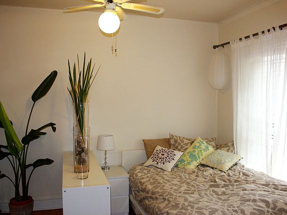 5th image of 634 W Arlington Pl #3F6