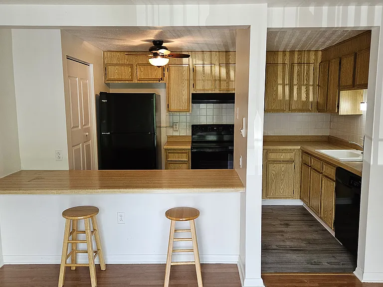 608 Bonnie Brae Dr — Photo 4