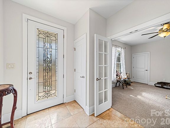 5th image of 10962 Busbin Rd