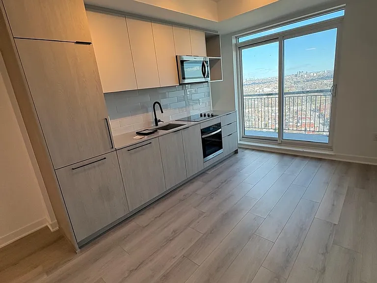 1185 Dupont St #2506 — Photo 3