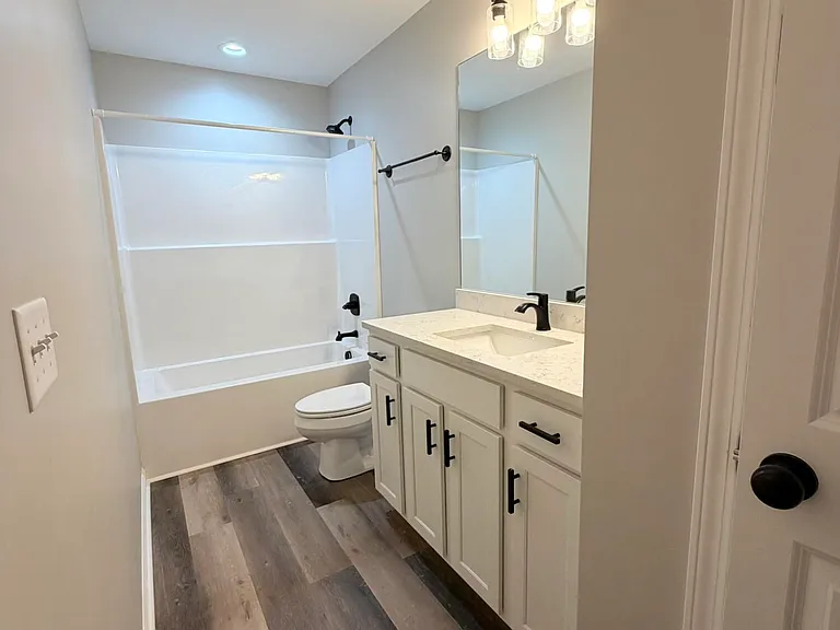 7016 Caravan Dr — Photo 10