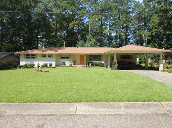 3836 Millsaps Dr, Laurel, MS 39440