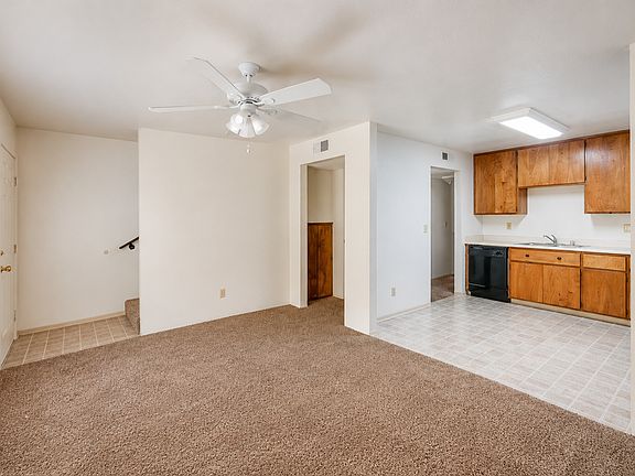 3rd image of 648 W 2nd Ave APT I