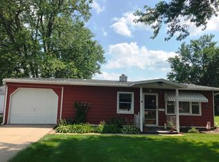 1107 Holiday Ln, Kewanee, IL 61443
