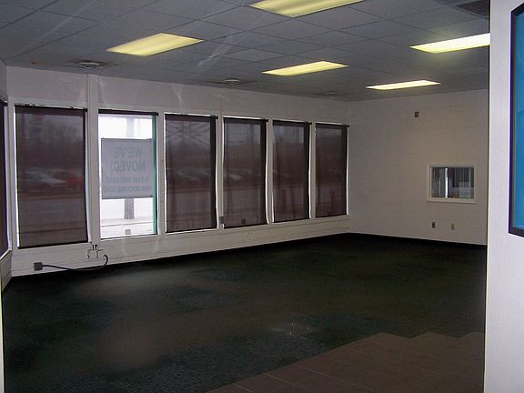 Showroom/Reception Area