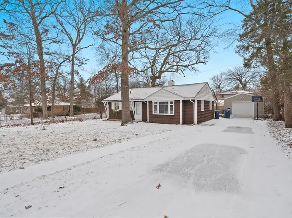 17843 W Chippewa Rd, Grayslake, IL 60030