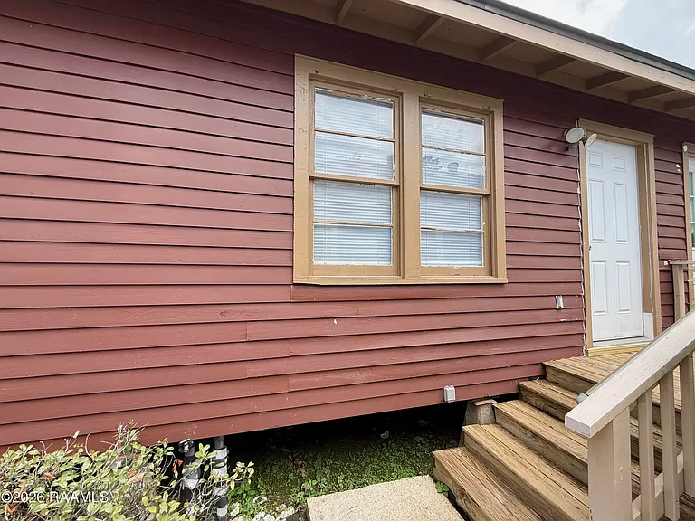 305 General Mouton Ave #B — Photo 17