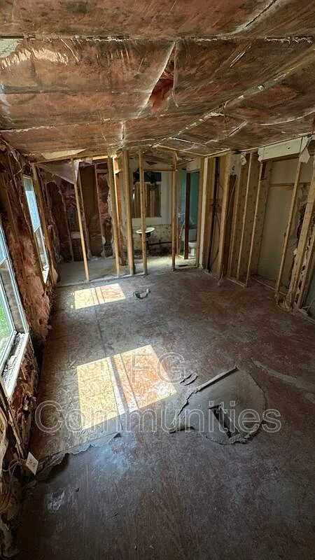 2 bed, 1.0 bath, $17,400 — Photo 3