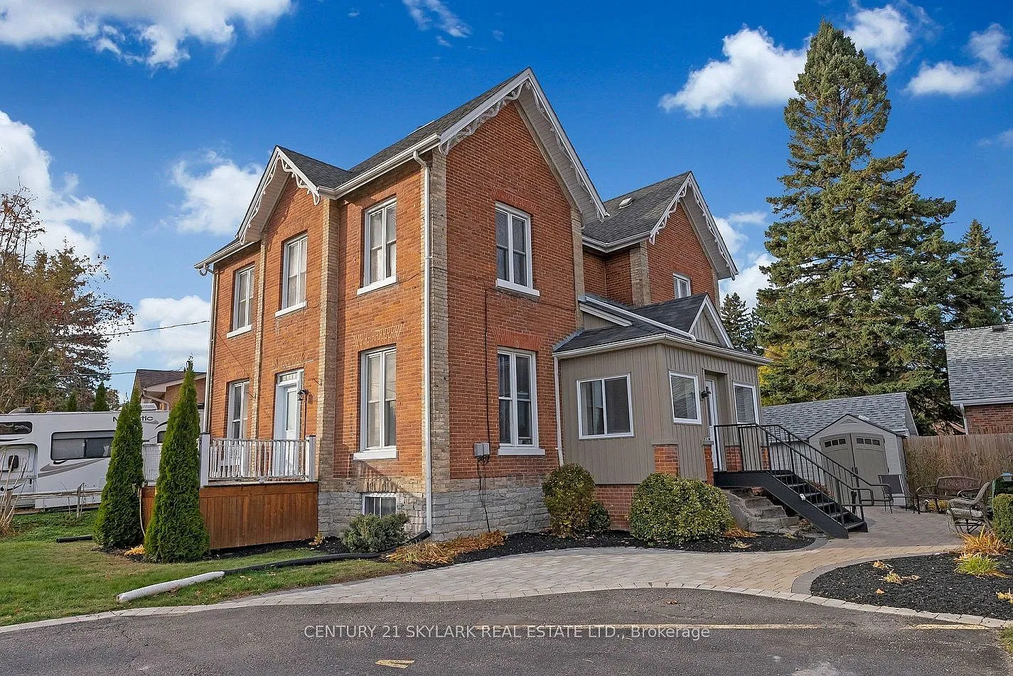 1 bed, $1,699 — Photo 2