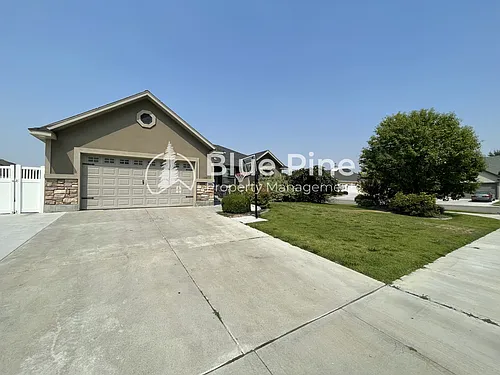 340 Chateau Dr #1 Photo 1 340 Chateau Dr #1 Photo 1