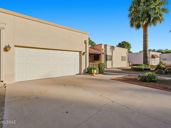 2nd image of 1222 N Paseo Del Cervato