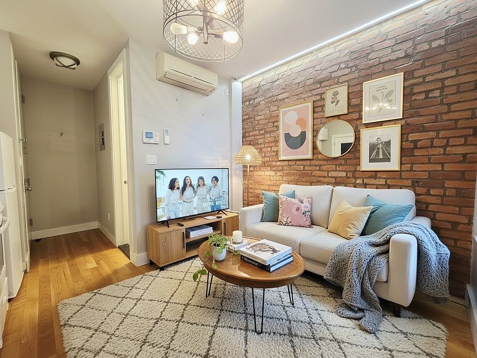 1st image of 334 Chauncey St APT 2C
